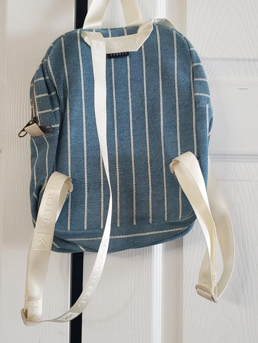 Universal Thread blue white